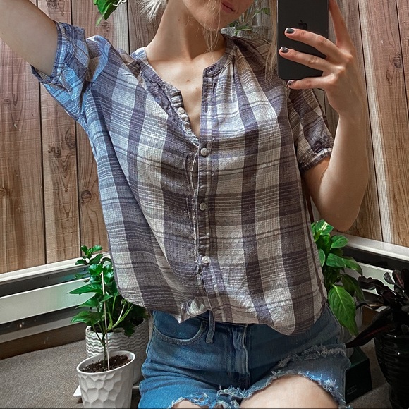 Black and white Plaid shirt sleeved button up - Picture 1 of 3